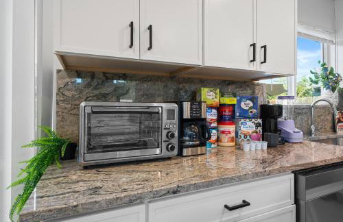 Entire Private Home with 3 Bedrooms 2 Bathrooms, with Garage, Gated Yard, King Bed House, Available Now - Foto 34