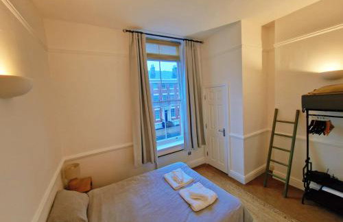 Modern Victorian Charm in a Great Location - Foto 10