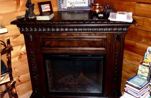 Rustic Log Cabin For a Group Getaway near Lake Cumberland in Kentucky - Foto 4