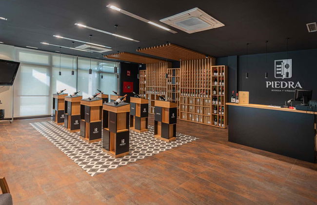 Visita a las Bodegas Piedra - Foto 4