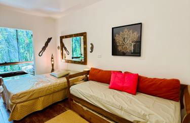 Maresias, Chalé H29 em condomínio dentro da Mata Atlântica e de frente a Entrada 18 da praia - Foto 3