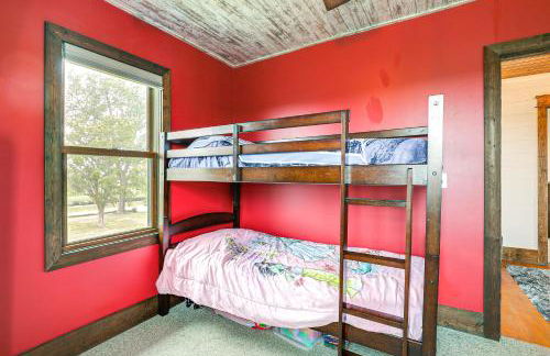 Family-Friendly Seward Home with Sauna and Pool! - Foto 21