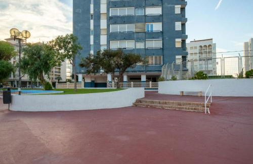 Apartamento en complejo residencial con piscina y garaje a 100m del mar - Foto 35