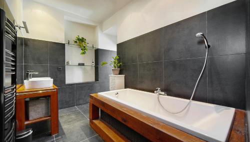 Charmant duplex proche de Cannes centre et à 2min à pied de la mer - Foto 4, Shower