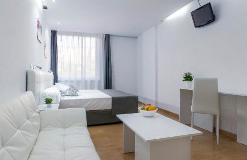 Boutique Urban Madrid Genova - Photo 73