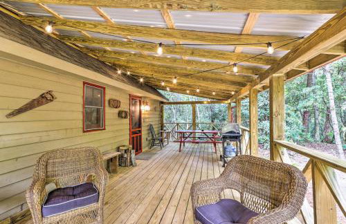 Cozy Creekside Mountain Escape w/ Hot Tub! - Foto 25