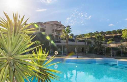 Sea and Mountain View Apartment with 4 Pools - Photo 12