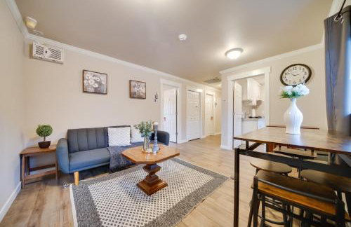 2 Mi to Lumen Field! 2nd-Floor Apartment with Deck - Foto 1