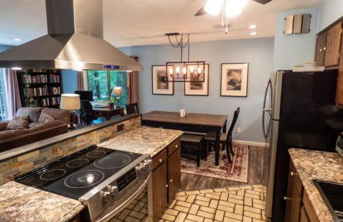 Spacious Catskills Home with Covered Hot Tub - Foto 47