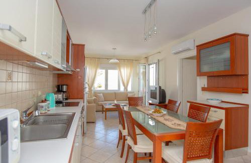 Irida Holiday Home - Foto 6