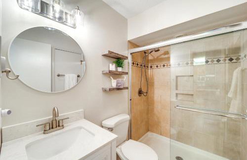 Sugar Mountain Chalet with Hot Tub and Ski Shuttle! - Foto 24