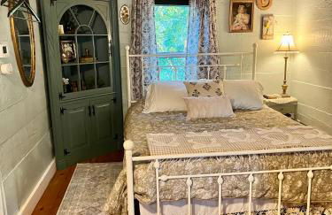 Historic Devoe House-Walk to Downtown Arts and Restaurants - Foto 23