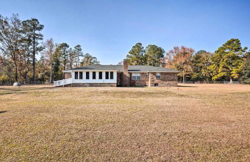 Moncks Corner Home with Yard Near Lake Moultrie - Foto 31