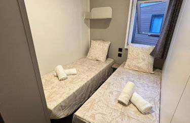 Mobile home 2ch-4 pers au camping Le hameau des Pins - Foto 4