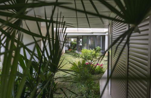 Clínica Universitaria y Hospitales by Clabao - Photo 8