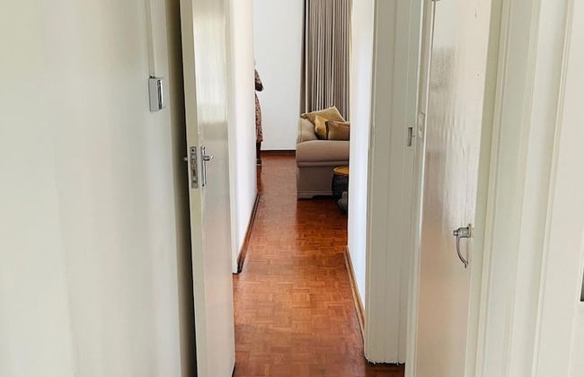 Immaculate Home in Avondale West - 2166 - Foto 17