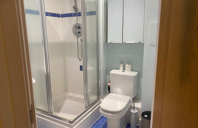 2 Bed Flat - Sleeps 4 - Parking - Wifi - Foto 8