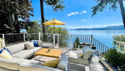 Peaceful Lakeside Retreat with Deck and Amazing Views! - Foto 1