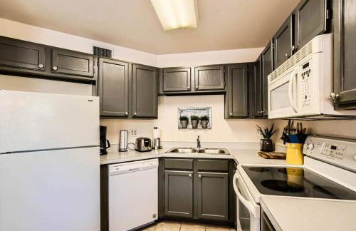 Ventana Canyon CONDO 2BR Condo w Pool & Tennis c - Foto 67