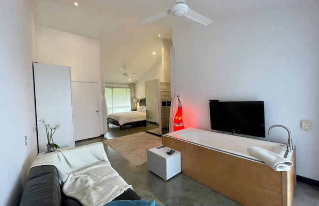 Beautiful Spacious Loft 2 Bedrooms 2 Full Baths 2 car Garage in Downtown - Foto 26