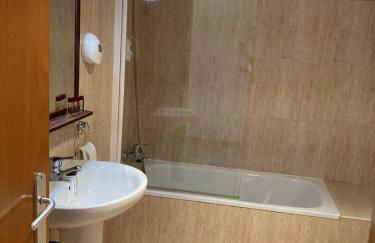 Apartamentos Aldea del Puente - Foto 41