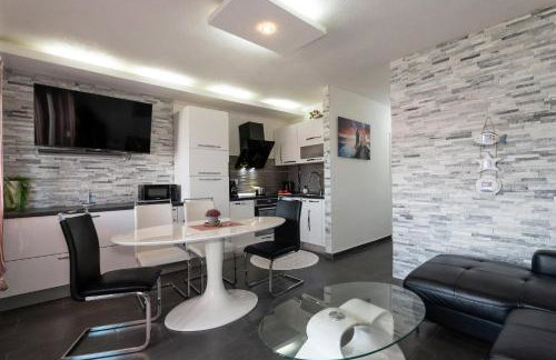 Bayview Villa by Pag tours - Photo 17