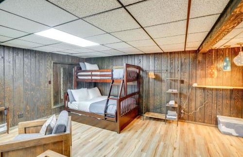 Elegant Hudson Valley Retreat with Hot Tub and Pond - Foto 27