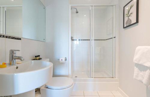 Cotels Centro Budget Busting Apartments! CENTRAL LOCATION, PARKING, FIBRE WIFI, SMART TV, FULLY EQUIPPED KITCHEN - Foto 85