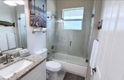 PoshPadz Pool Villa, Hot Tub, Near Beach, Sleeps 6 - Photo 16