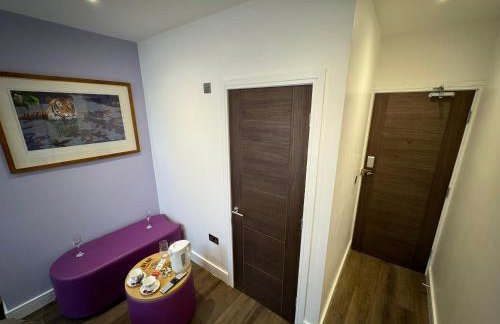 Luxury 6-Bed House - 6 En Suite- Jaquzzi Baths - Private Parking - Suitable for contractors - Foto 74