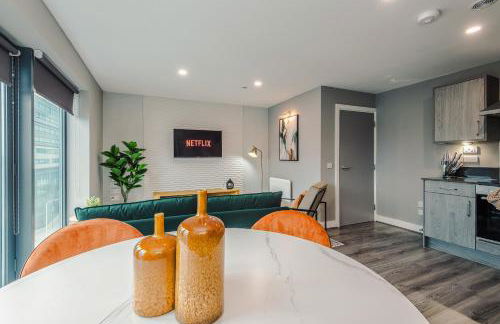 Stylish 2 Bed Apt by Royal Albert Dock & M&S Arena - Foto 7