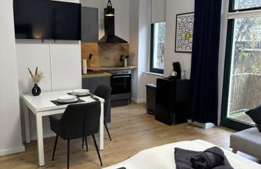 Ferienwohnung Lorenz mit kostenlosem Parkplatz Boxspringbett Küche - Foto 6