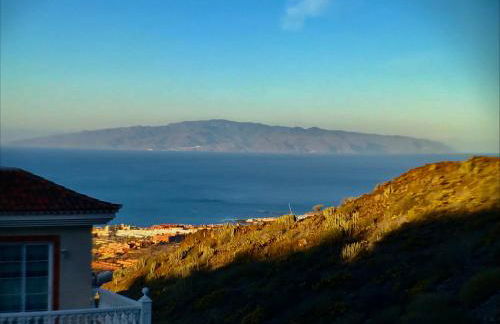 Villa Vista Bella Costa Adeje in ruhiger Villengegend mit Meerblick - Foto 3