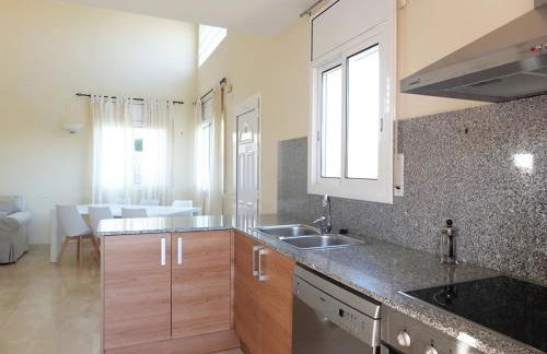 Villa Martina 4 bedroom villa with air conditioning & private swimming pool ideal for families - Foto 32