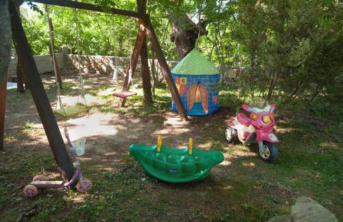 Amazing Villa In Slime, rest for mind, body and soul - Nature, garden and outside swimming pool - Foto 15