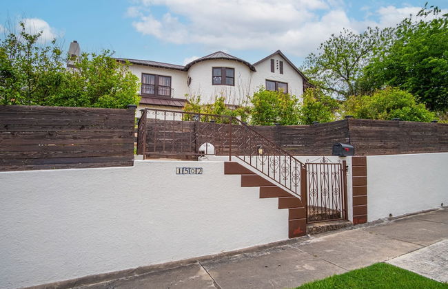 Splash Into Vacation 6BR Home w/ Pool & Waterslide - Foto 46