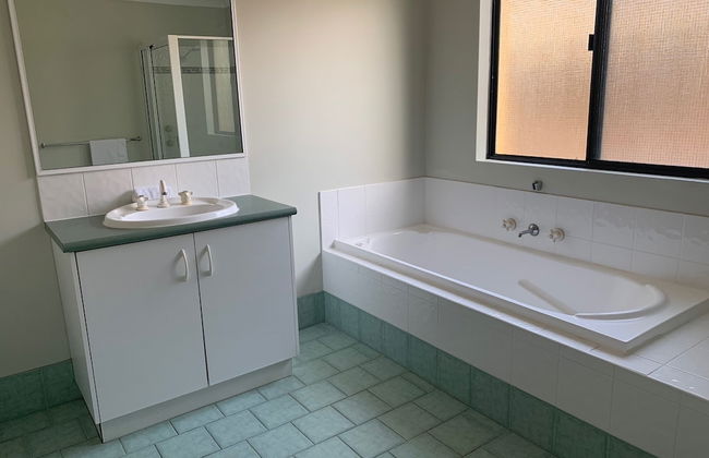 Views on Spencer - Photo 16