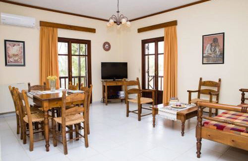 Roussospiti House With Swimming Pool - Foto 16