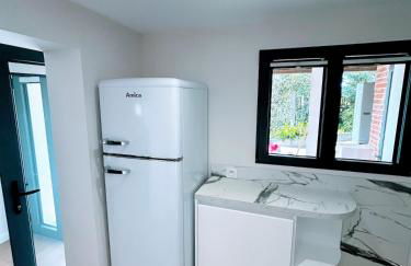 Peaceful Oasis in Ville d'Hiver - Foto 10