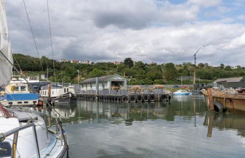 The Pontoon - Pass the Keys - Foto 36