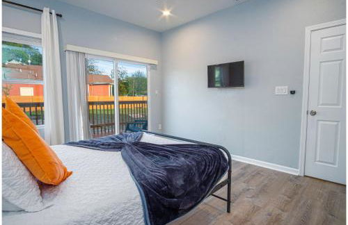 Downtown Dream Home Spacious 4br/2ba Sleeps 12! - Foto 16