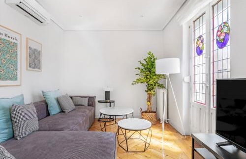 4 bedrooms 2 bathrooms furnished - Salamanca - refurbished - MintyStay - Photo 2