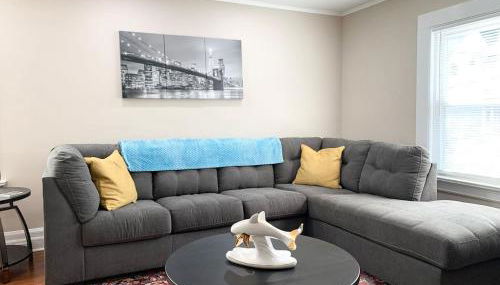 Newly Renovated 2 BR downtown Apt, family getaway. - Foto 3