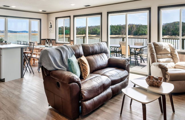 The Lodge at Lakeside - Photo 28