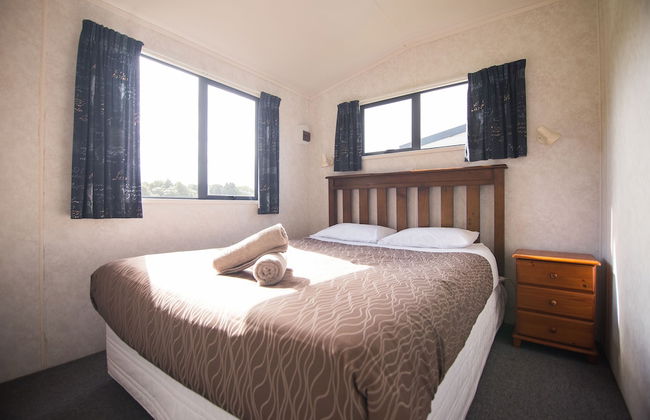 Stratford Motel & Holiday Park - Foto 17