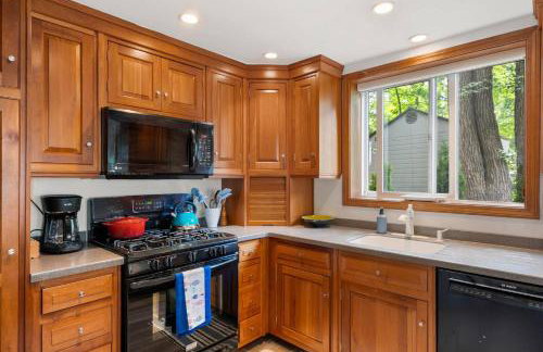 Family Friendly Home|Walk to Ocean+Downtown RKPT - Foto 23