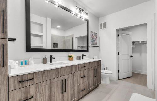 Peaceful 2BR by the Bay Pool and Coastal Vibes - Foto 19