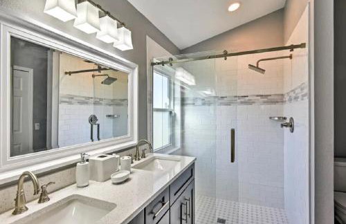 Luxury Retreat with 2 Master Suites Pool & Hot Tub BBQ Pool Table 2 Miles Disney - Foto 56