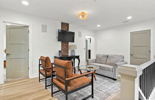 4BR for 10, Near Ark, High-Tech Kitchen, Parking! - Foto 21