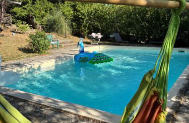 2 Bedroom Cottage - Sleeps 6 - Pool - Garden - Foto 8